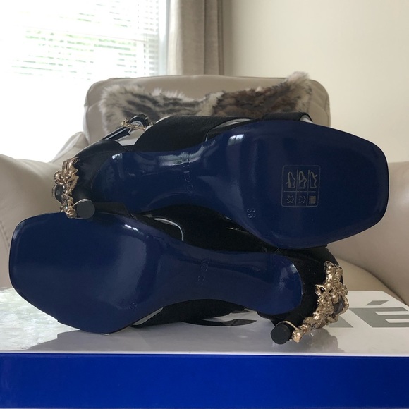 🎉Host Pick🎉NIB Koché Satin Jeweled Heels - Picture 5 of 8